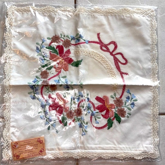 Other - NEW HANDCRAFTED BEAUTIFUL EMBROIDERED PILLOW CASE COVER 16x16 LACE EDGE MADE USA